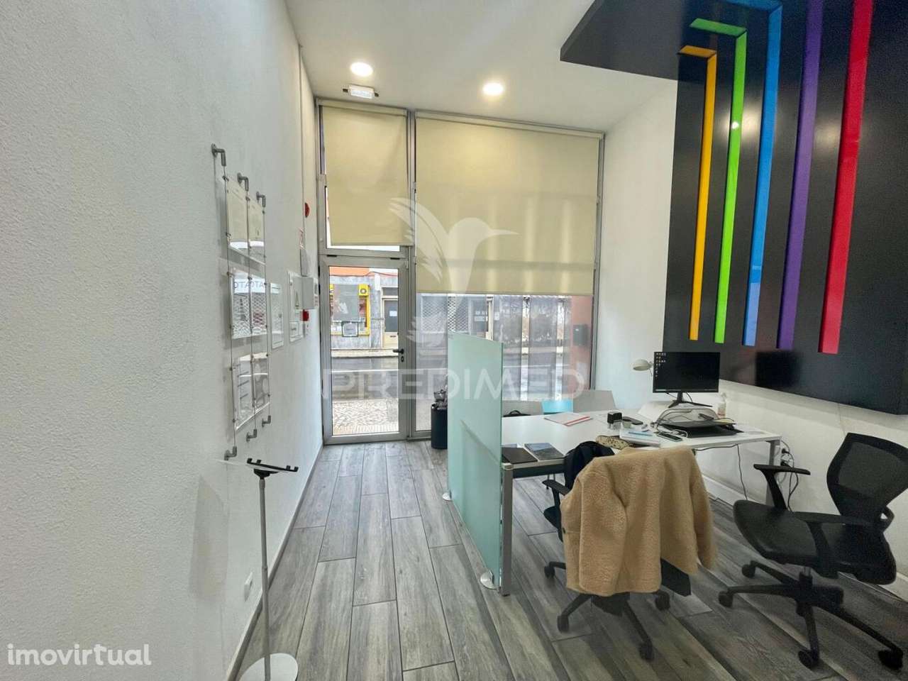 Espaço comercial com 121m2 no centro do Carregado - Grande imagem: 5/20