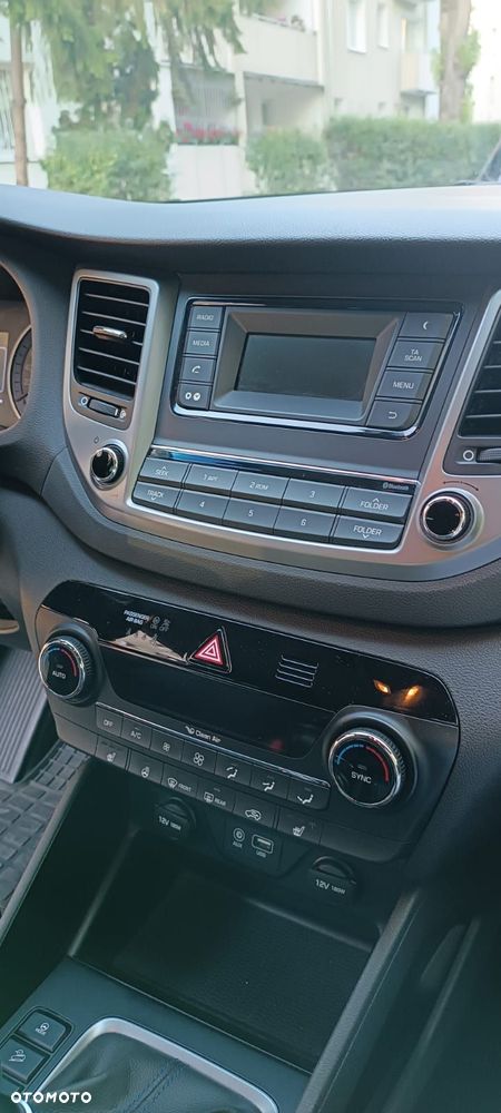 Hyundai Tucson 1.6 GDI BlueDrive Comfort 2WD - 18