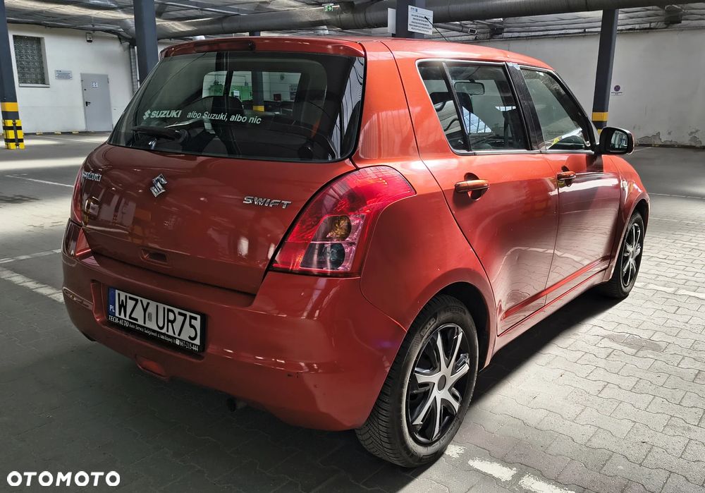 Suzuki Swift 1.3 GLX / Comfort - 4