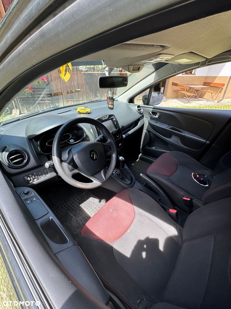 Renault Clio - 5