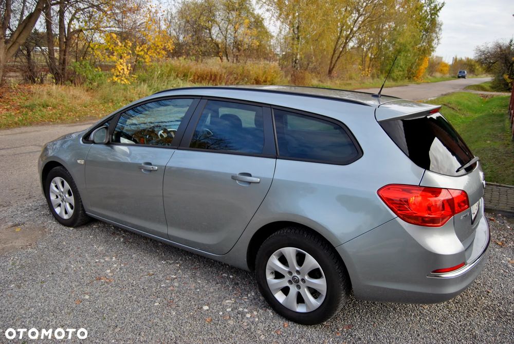 Opel Astra IV 1.4 T Cosmo S&S EU6 - 24