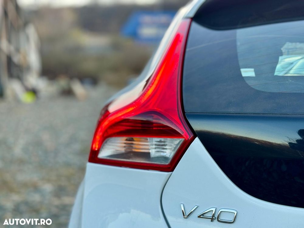 Volvo V40 D2 RDesign - 12