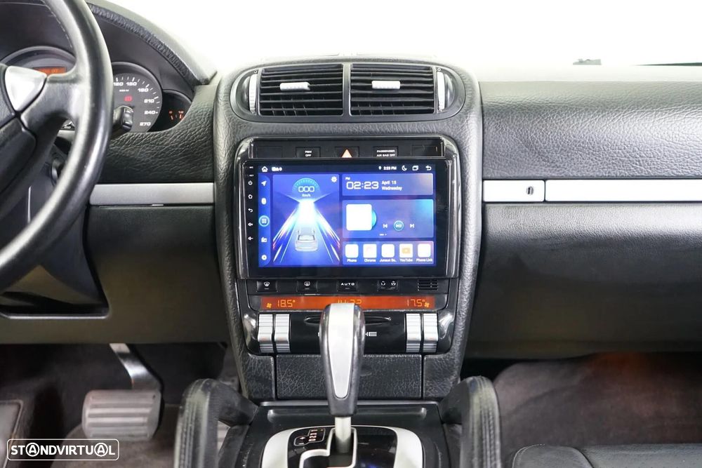 Porsche Cayenne Tiptronic — fotografia 18