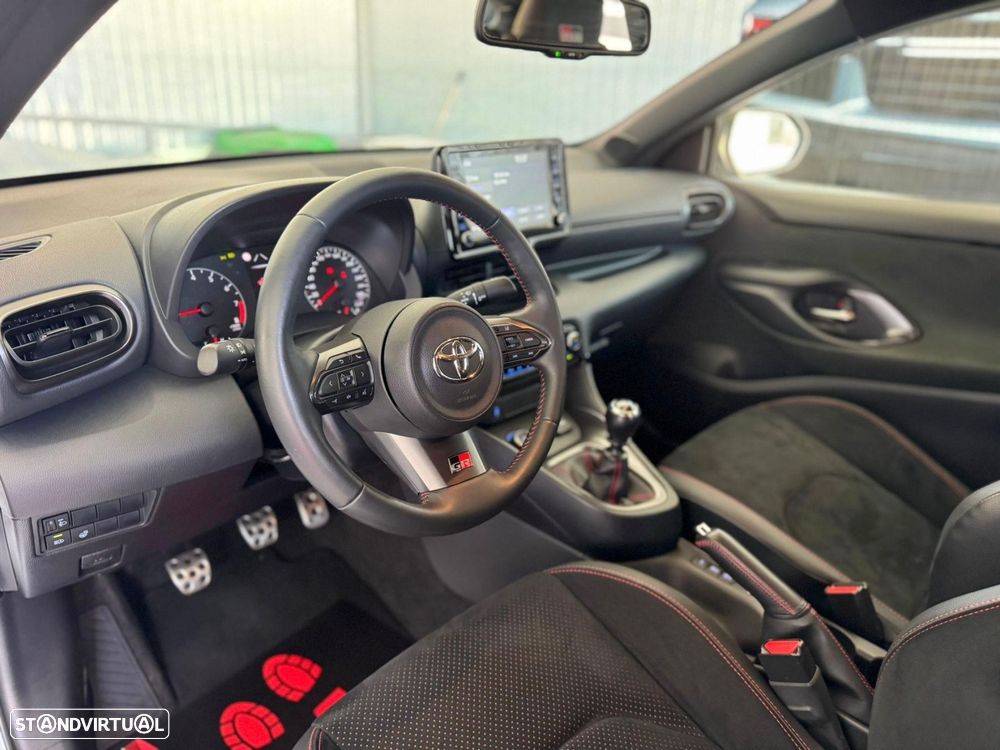 Toyota GR Yaris - 14