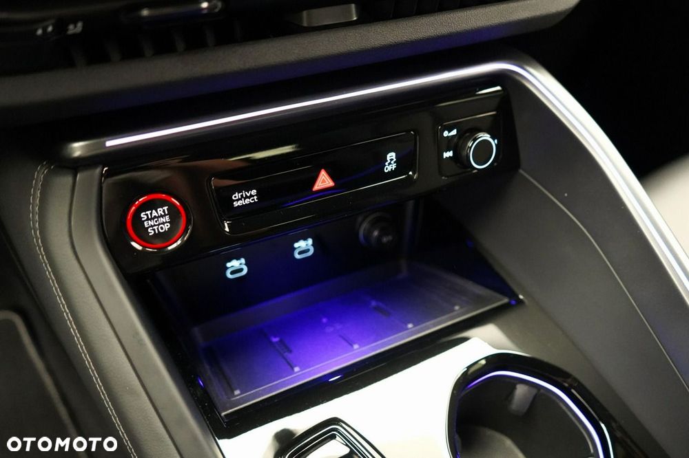 Audi Q5 Sportback - 30