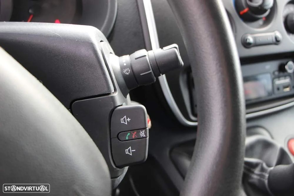 Renault Kangoo Maxi 1.5 dCi | Caixa Isotérmica c/ Motor de Frio - 8