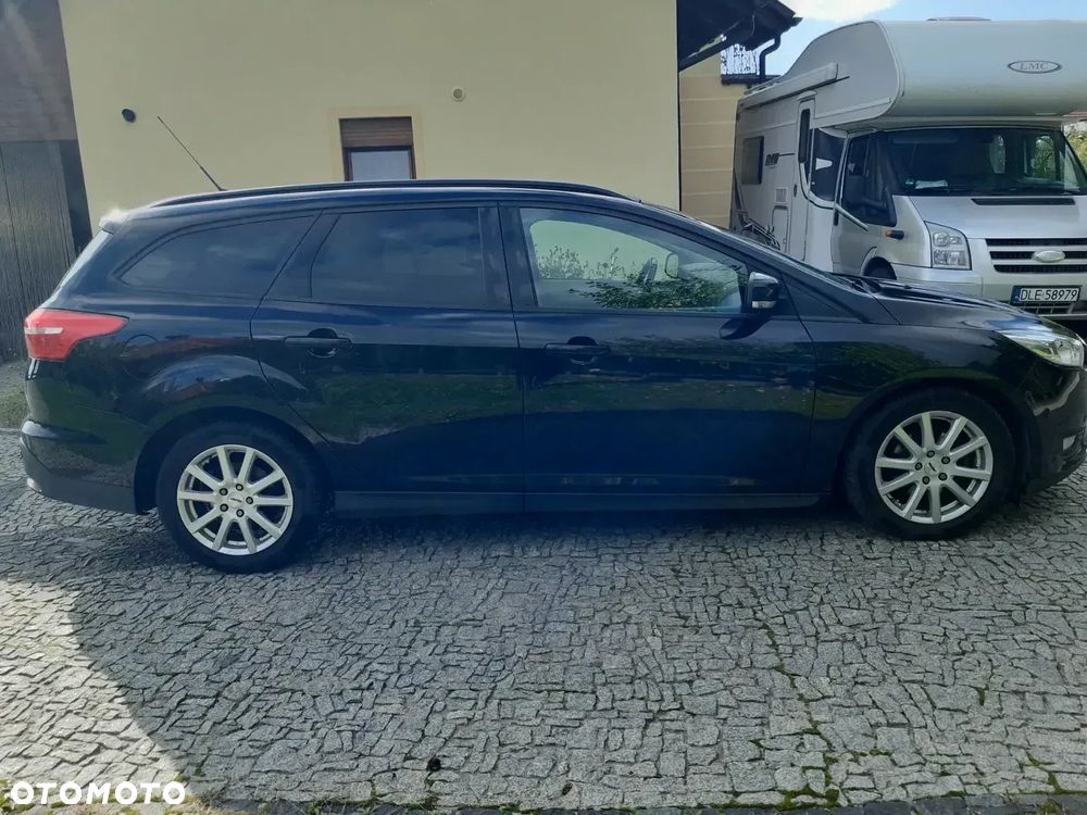 Ford Focus 1.0 EcoBoost Titanium - 5
