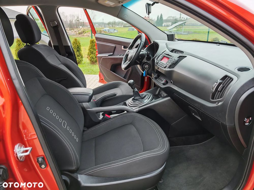 Kia Sportage 2.0 CVVT 4WD Spirit - 24