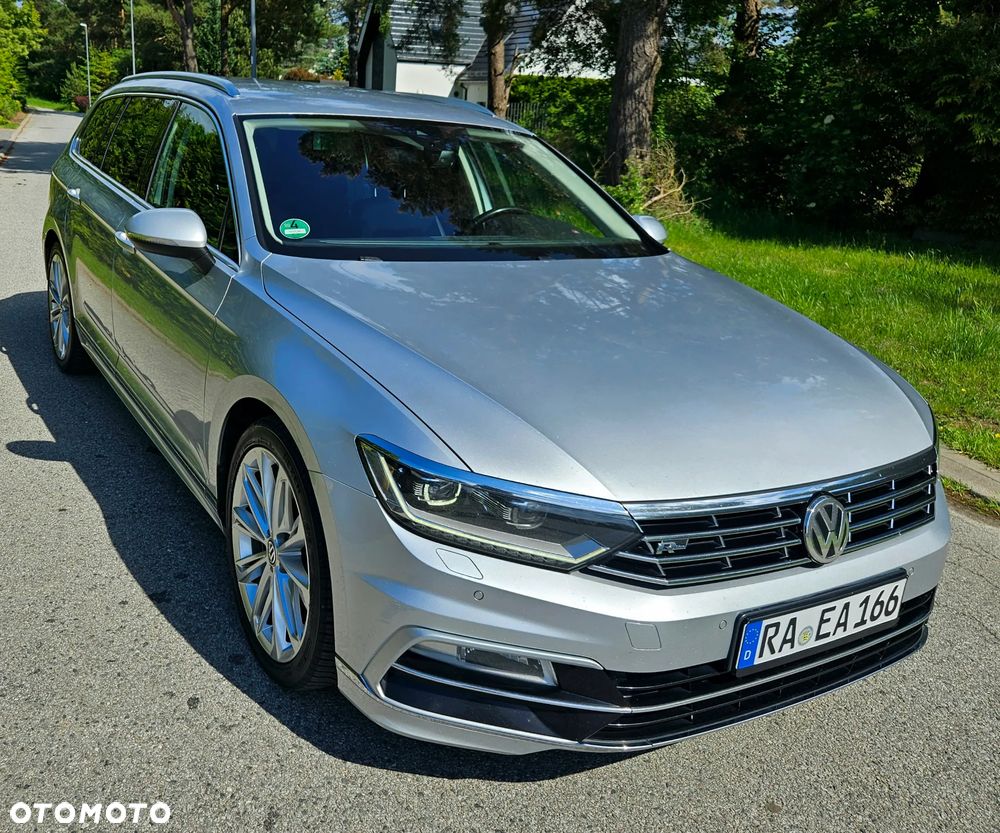 Volkswagen Passat 2.0 TDI (BlueMotion Technology) Highline - 1