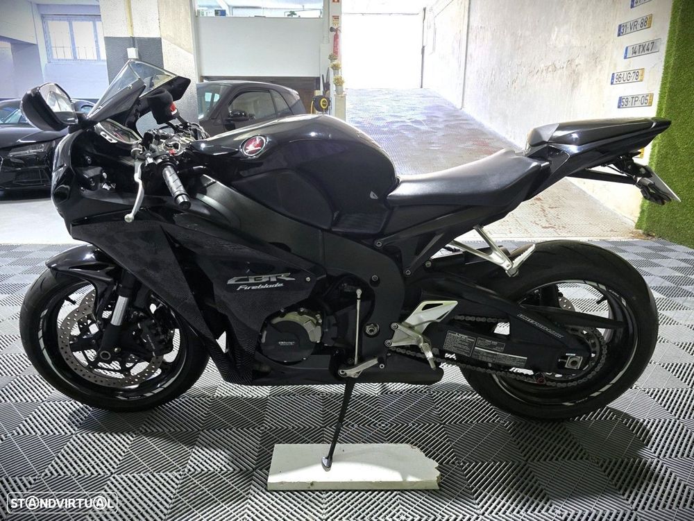 Honda CBR 1000 RR Fireblade - 5