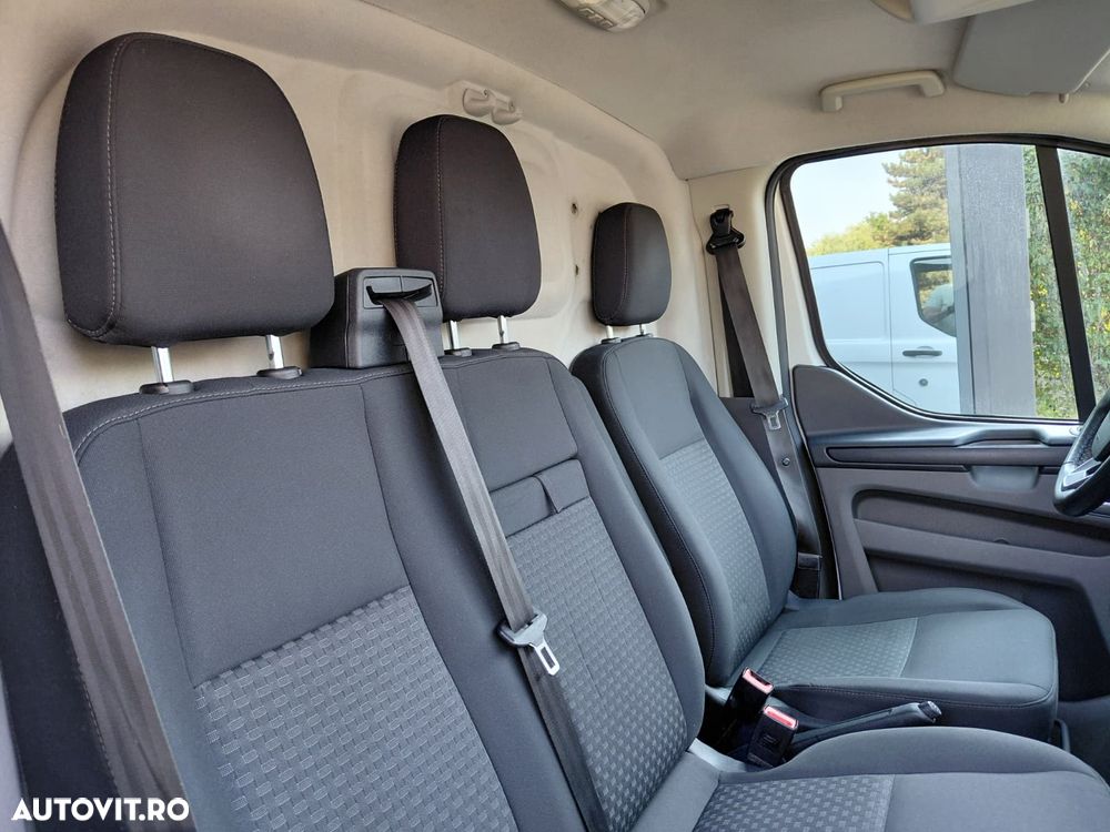 Ford Transit Custom - 8