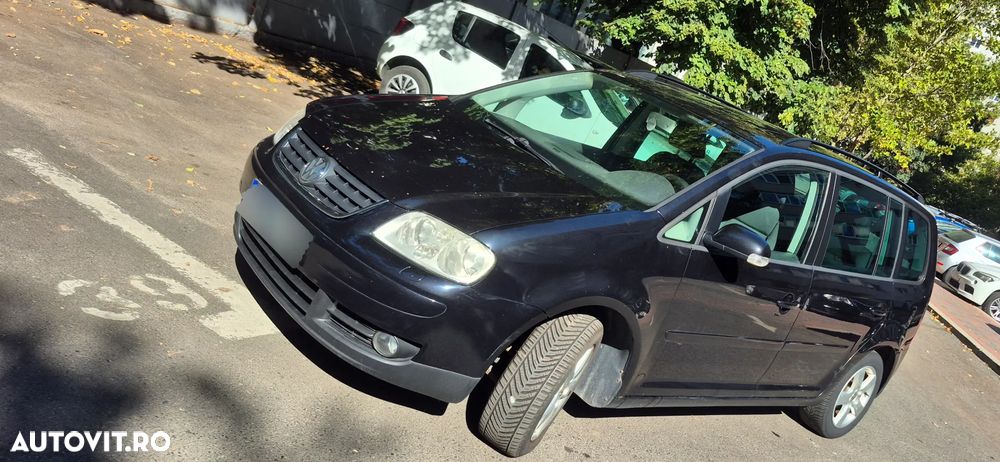 Volkswagen Touran 1.9 TDI DPF Conceptline - 2