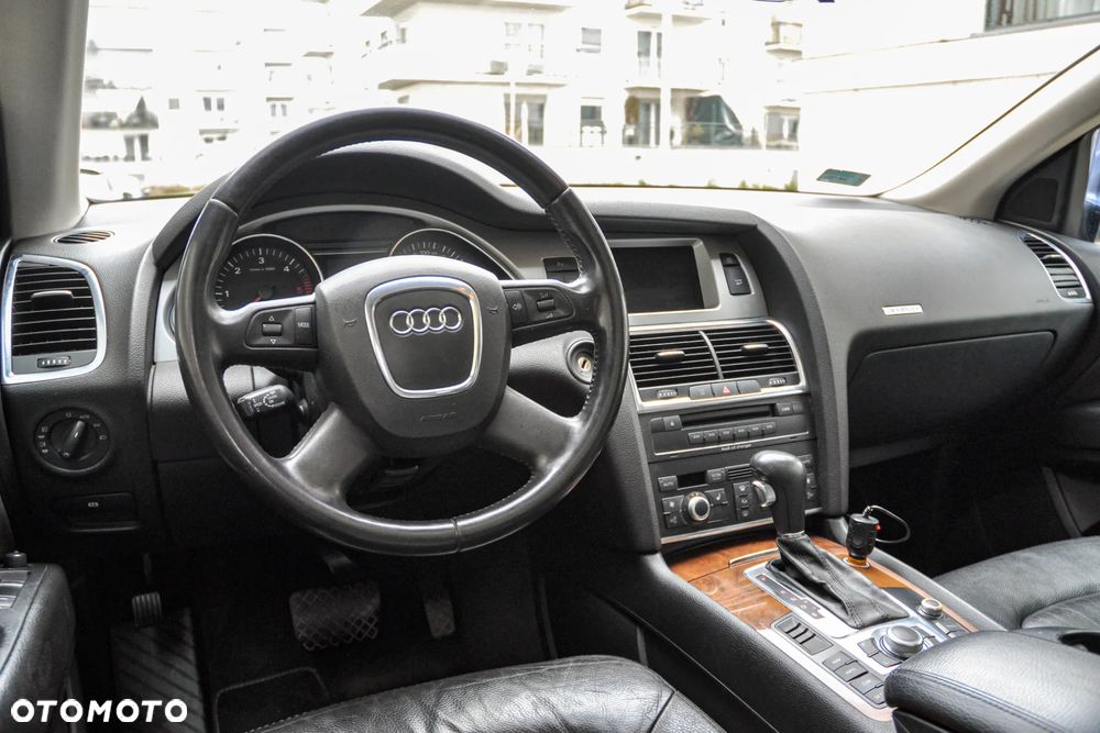 Audi Q7 3.0 TDI Quattro Tiptronic - 9