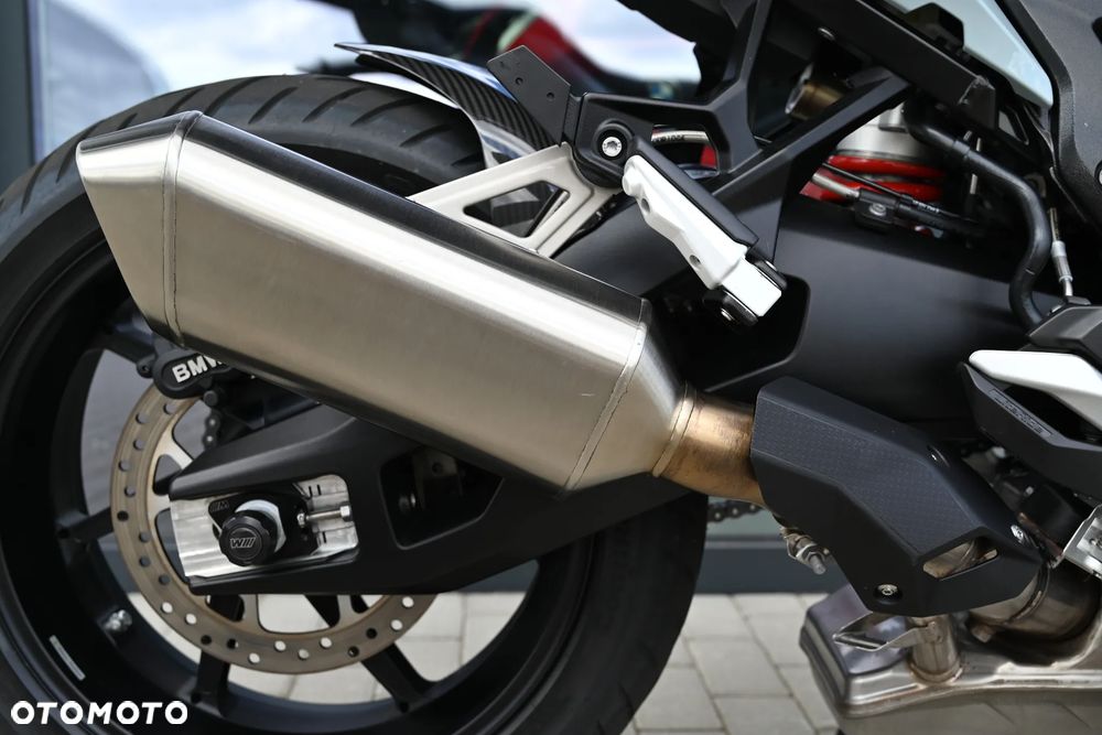 BMW XR - 23