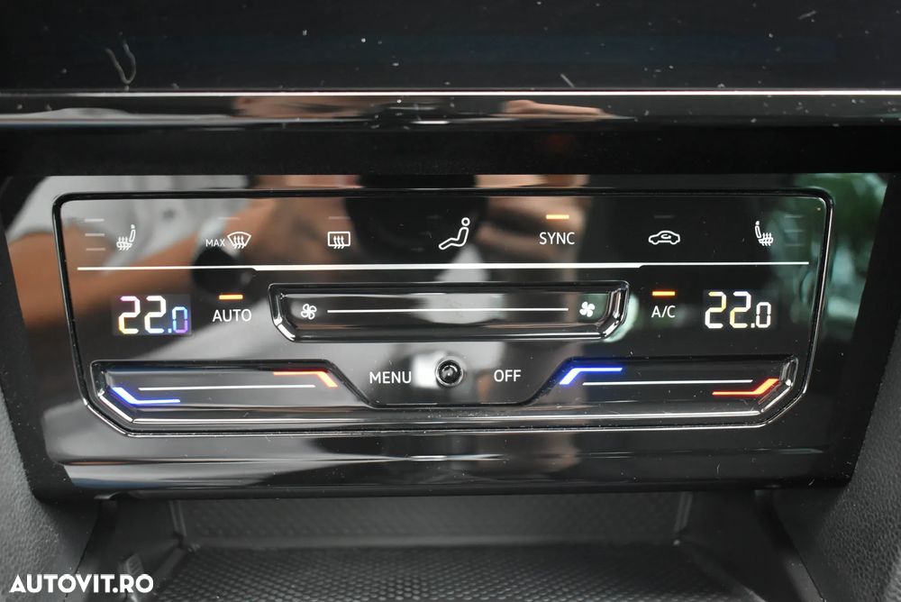 Volkswagen Passat 2.0 TDI DSG Comfortline - 21