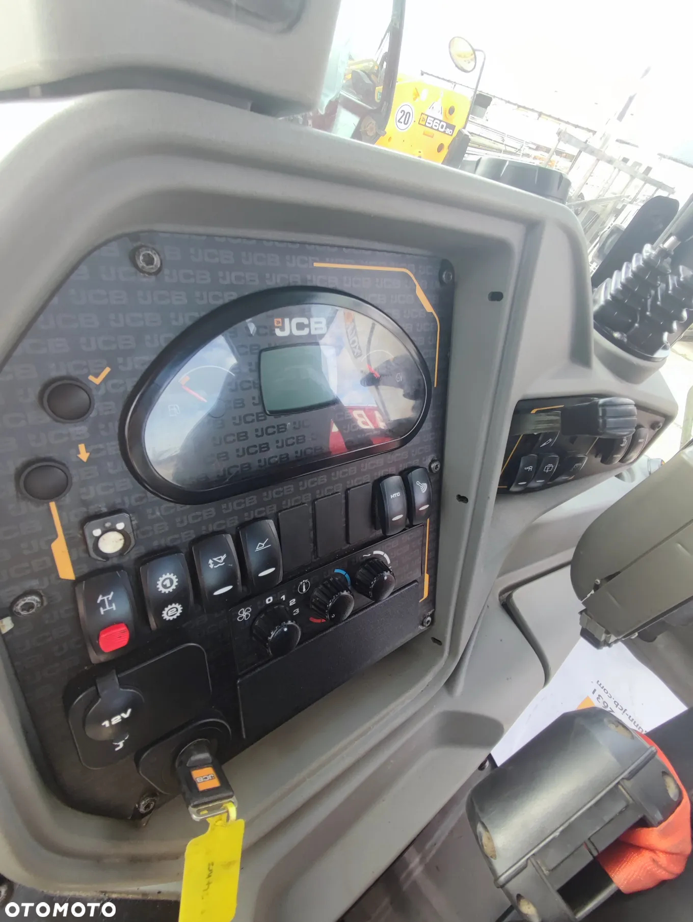 JCB 3CX Compact - 10