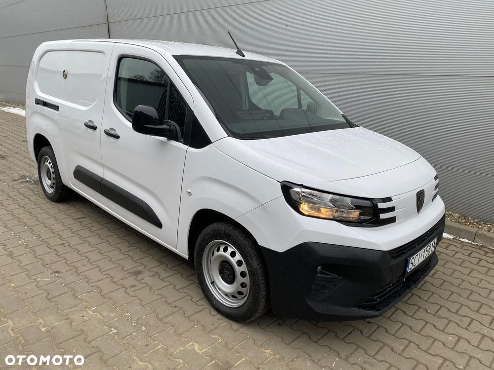 Peugeot PARTNER Van Long L2H1 1.5 100KM - 12