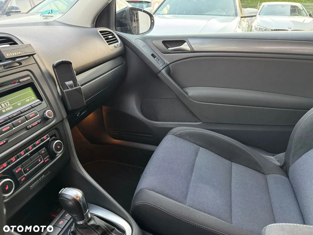 Volkswagen Golf - 14
