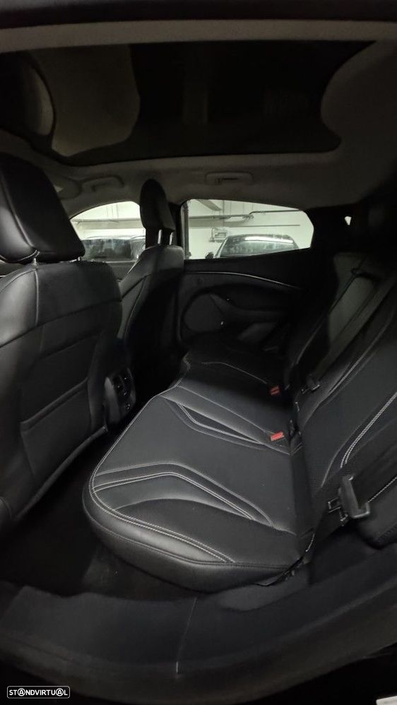 Ford Mustang Mach-E Alargada - 9