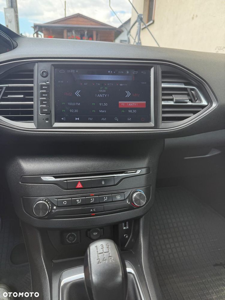 Peugeot 308 1.2 VTi/PureTech Access - 17