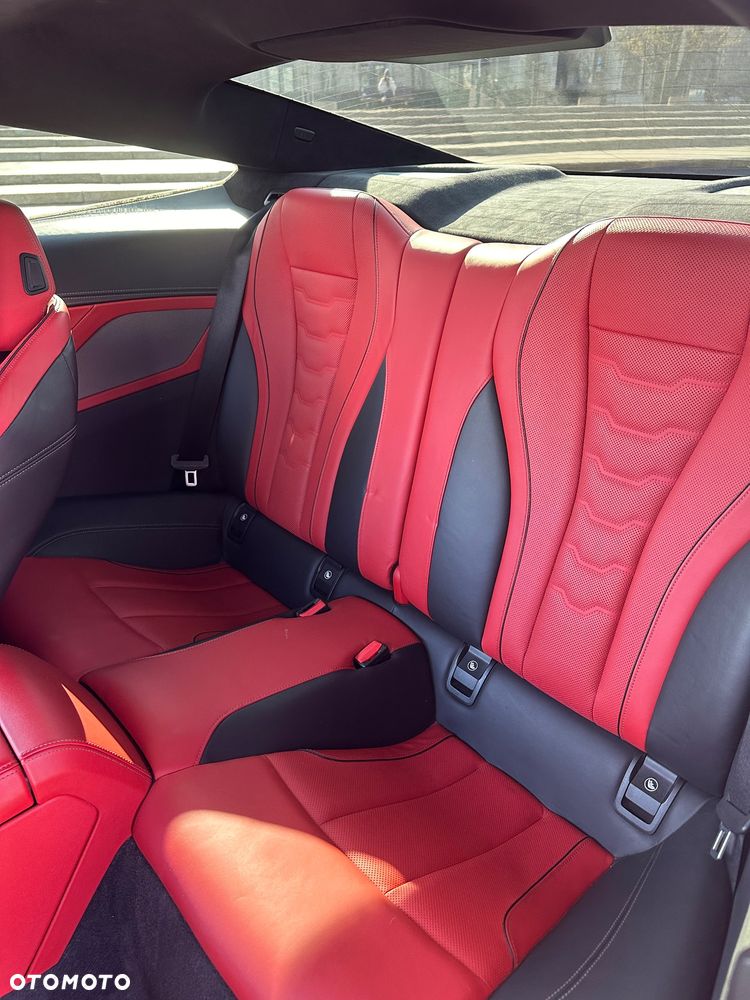 BMW Seria 8 - 20