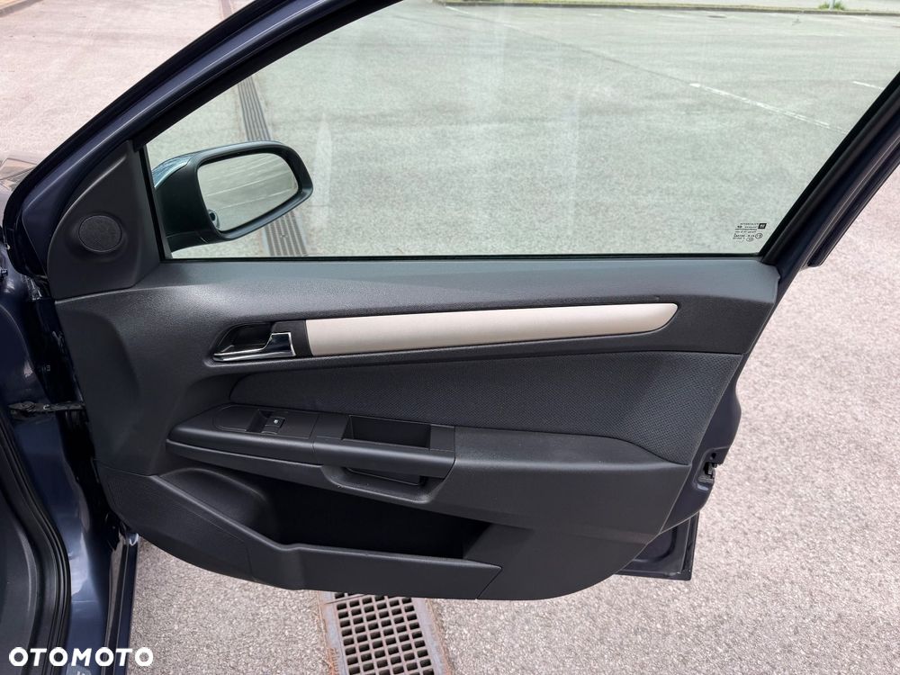 Opel Astra 1.6 Style - 14