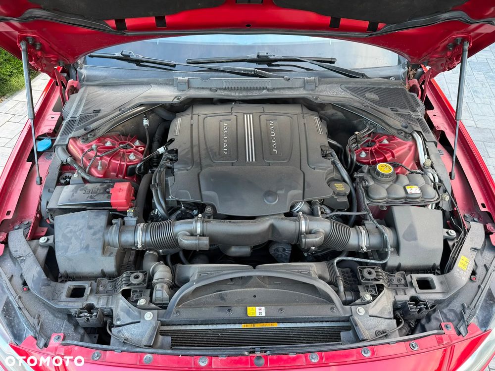 Jaguar XF 3.0 V6 S - 13