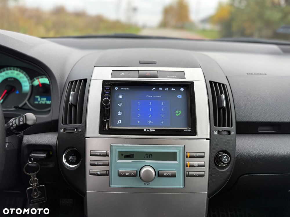 Toyota Corolla Verso 2.2 D-4D X + NAVI 7os - 16