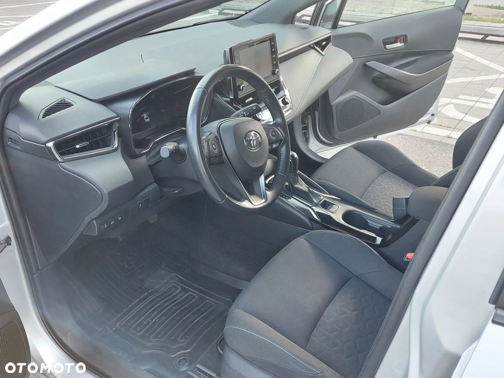 Toyota Corolla 1.8 Hybrid Comfort - 11