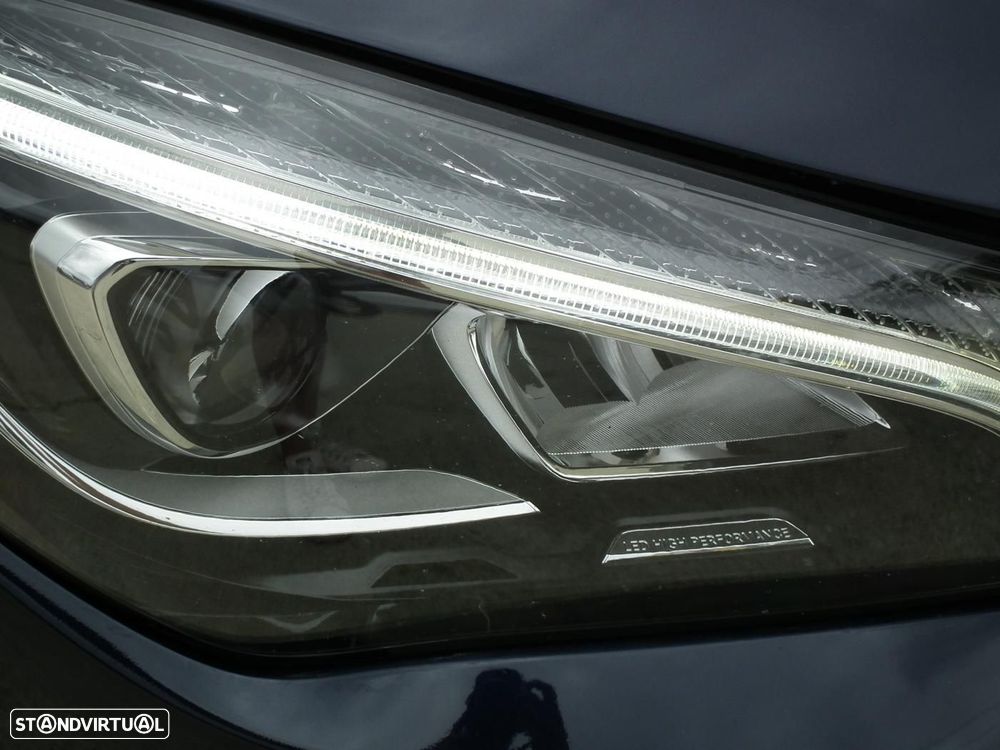 Mercedes-Benz CLA 200 d Shooting Brake AMG Line Aut. - 14