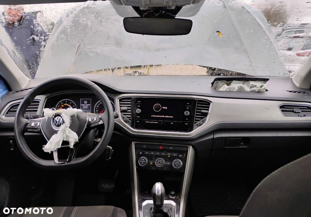 Volkswagen T-Roc - 7