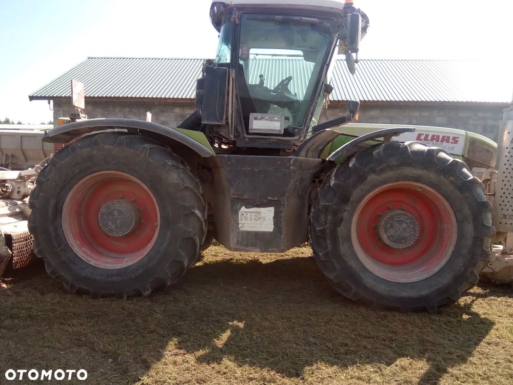 Claas xerion 3300 - 1