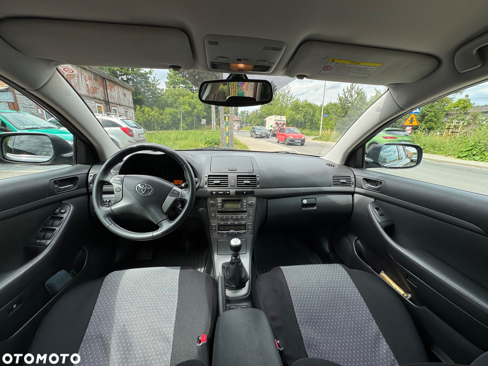 Toyota Avensis - 5