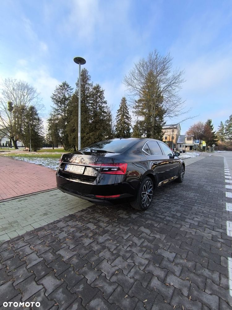 Skoda Superb 2.0 TDI Ambition - 10