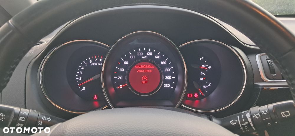 Kia Rio 1.2 Dream Team Edition - 25