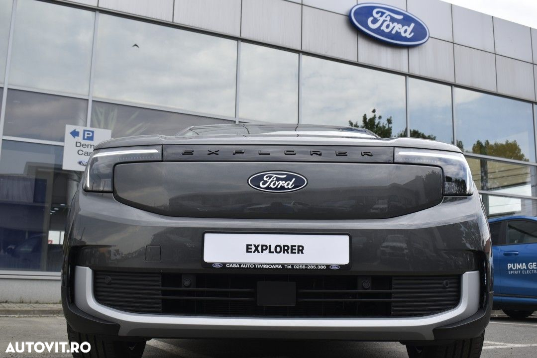 Ford Explorer - 10