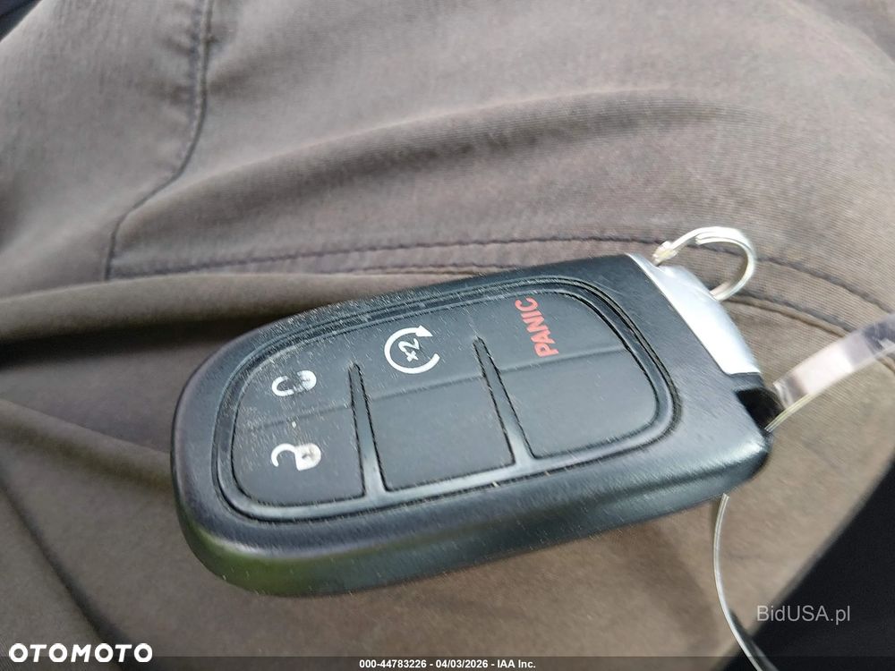 Jeep Cherokee - 9
