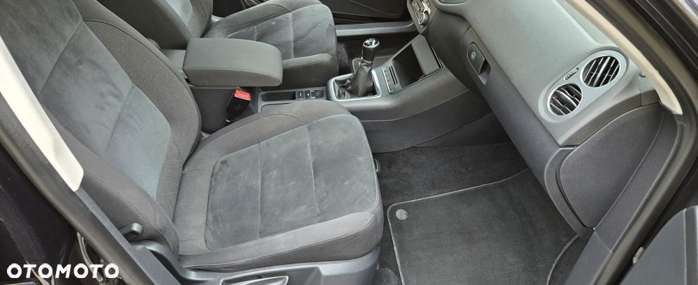 Volkswagen Tiguan 2.0 TSI 4Motion Track & Field - 17