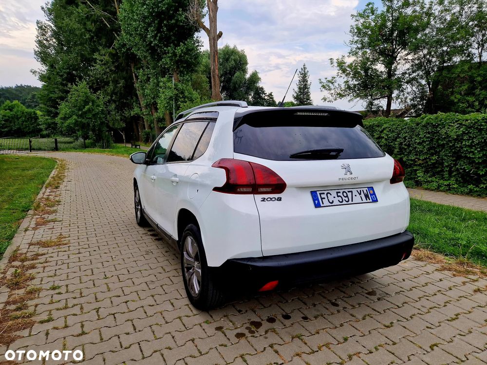 Peugeot 2008 - 7
