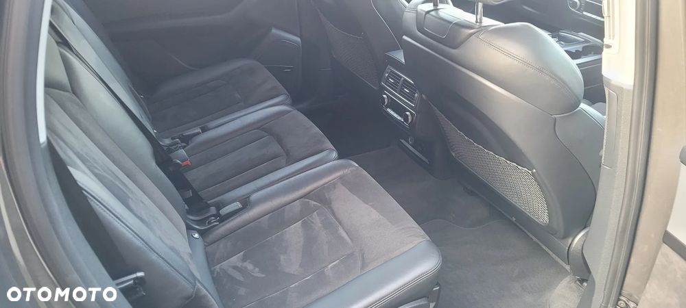 Audi Q7 50 TDI Quattro Tiptronic - 33