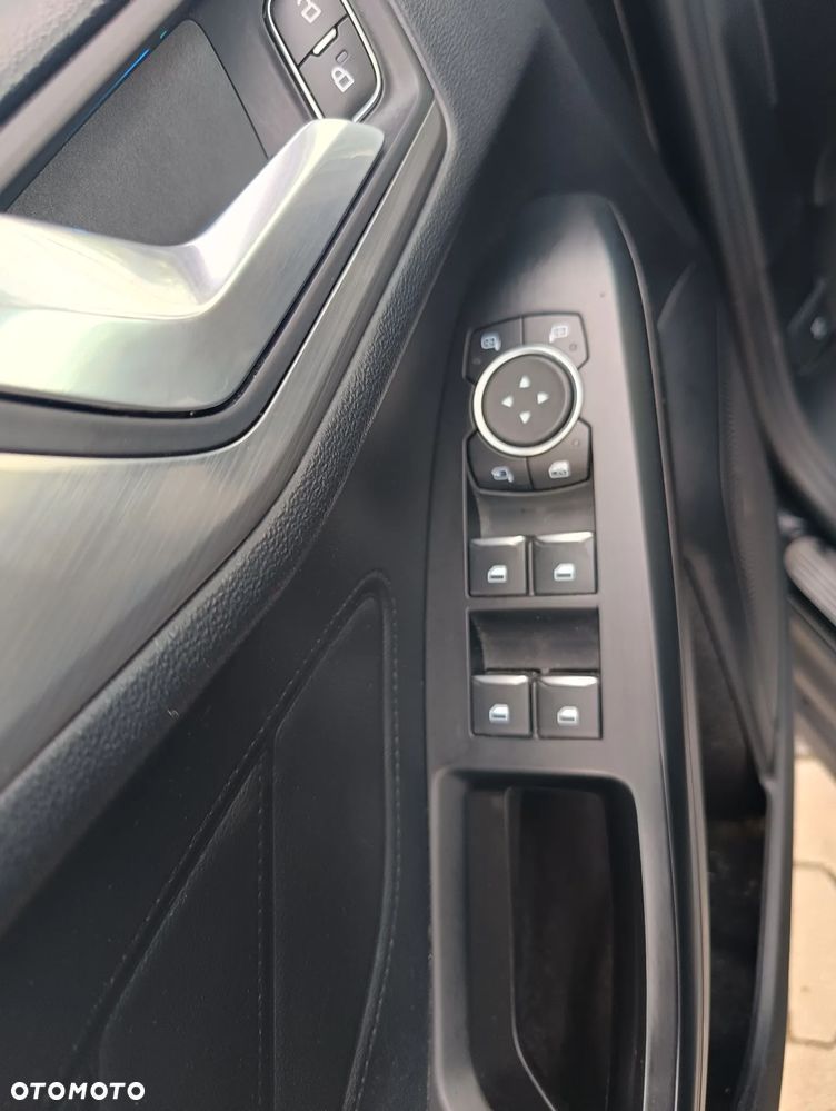 Ford Focus 1.0 EcoBoost Titanium ASS - 12
