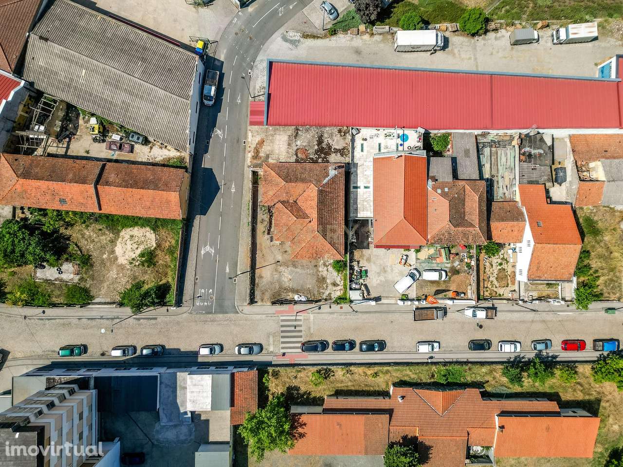 Moradia centenária T7 em Bragança - Grande imagem: 4/27