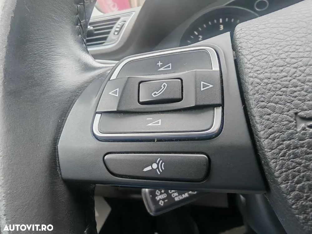 Volkswagen Passat CC 2.0 TDI DSG Blue TDI - 19