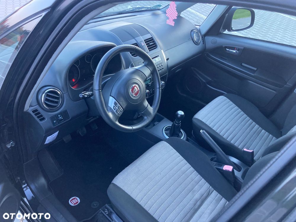 Fiat Sedici - 15