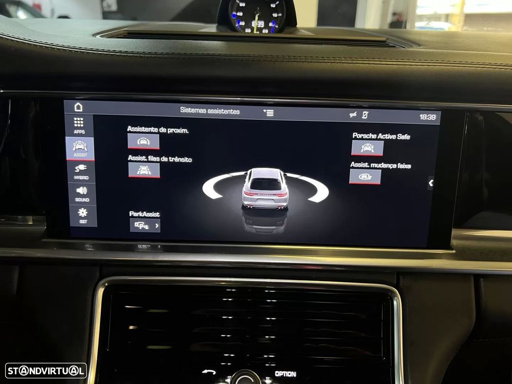 Porsche Panamera Sport Turismo 4 E-Hybrid - 30