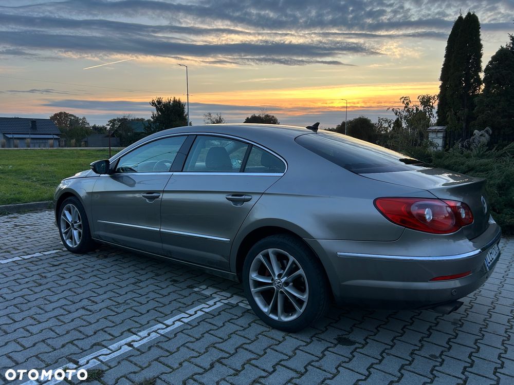 Volkswagen Passat 2.0 TDI DPF 4Mot Sportline - 5