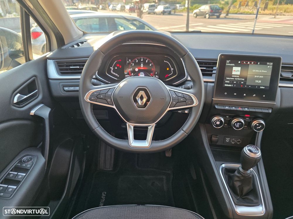 Renault Captur - 16