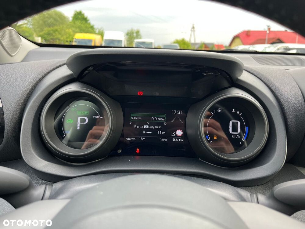 Toyota Yaris Hybrid 1.5 Comfort - 12