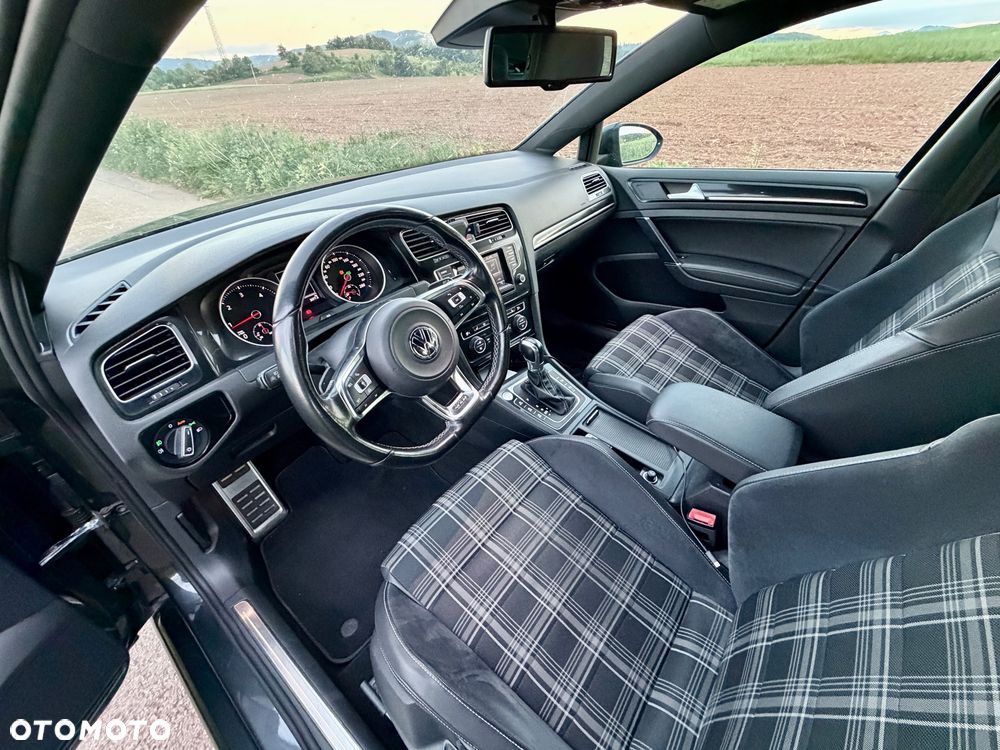 Volkswagen Golf 2.0 TDI BMT GTD DSG - 6