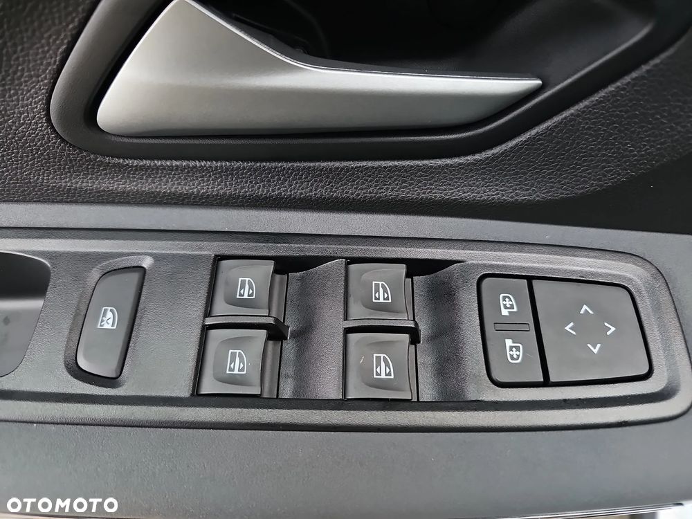 Dacia Sandero - 11
